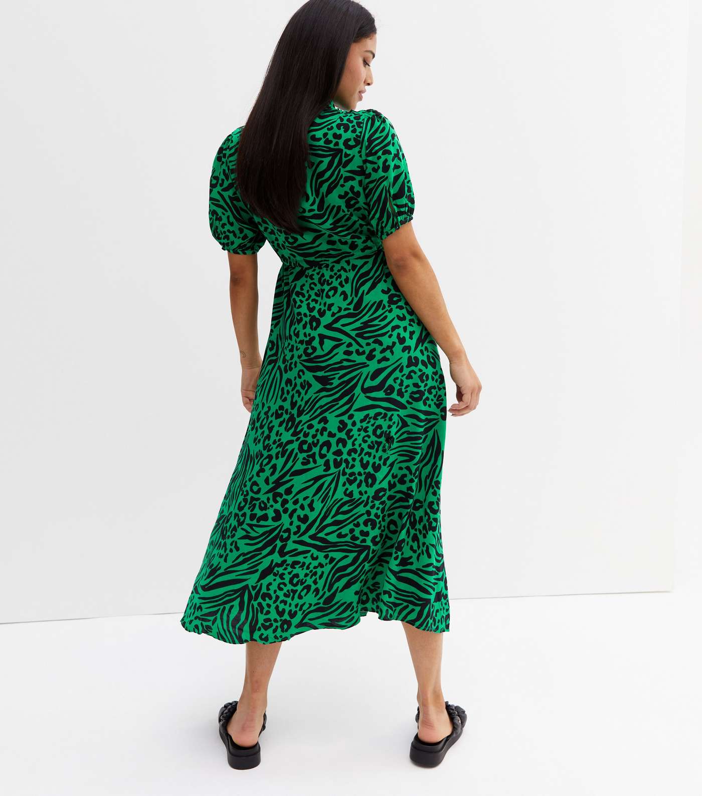 Petite Green Animal Print Puff Sleeve Midi Shirt Dress Image 4