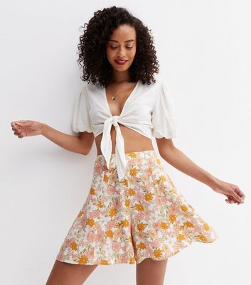 Tall White Floral Flippy Shorts | New Look