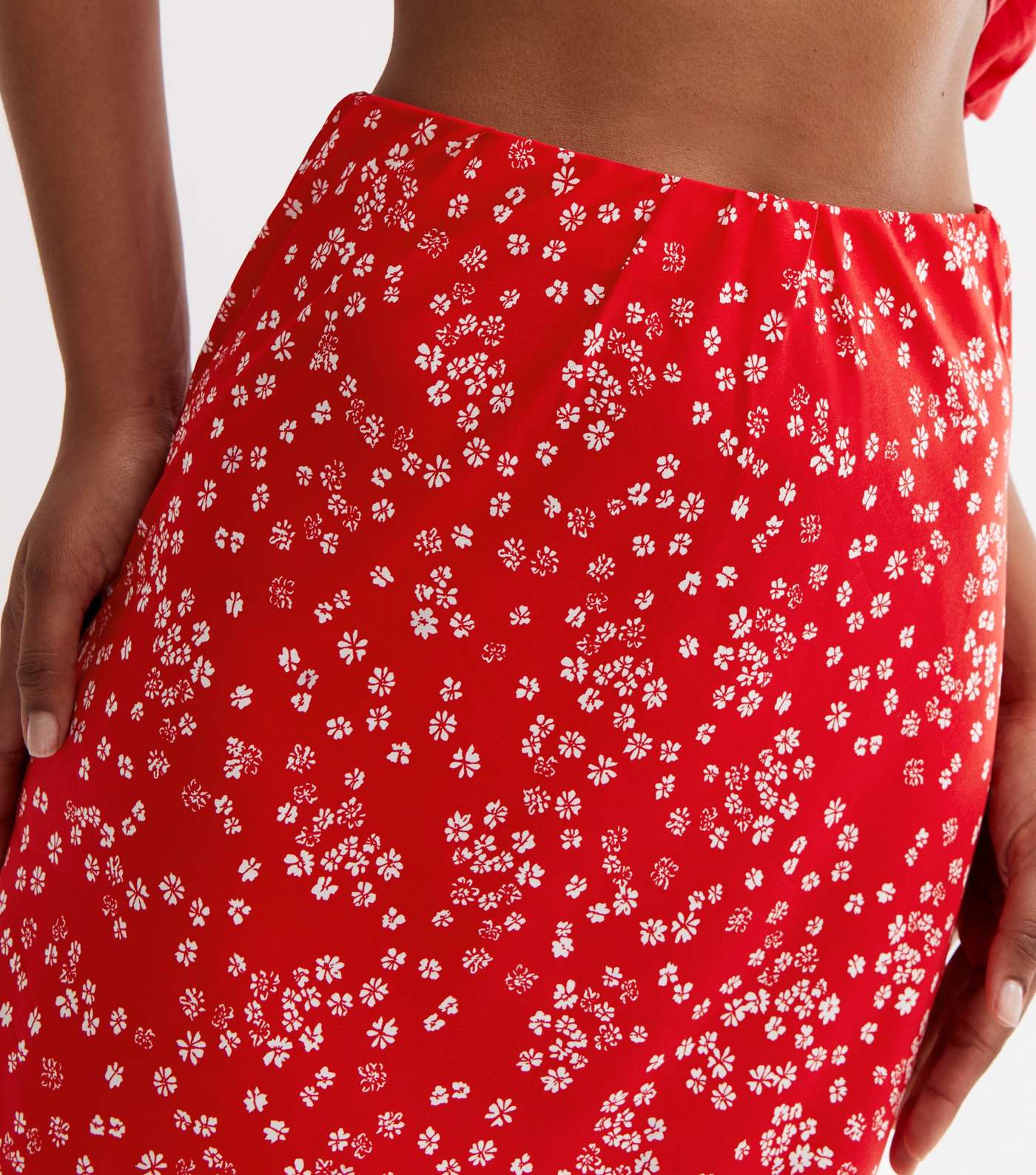 Red Floral Crepe Midi Skirt Image 3