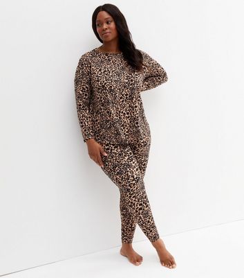 Curves Brown Soft Touch Legging Pyjama Set with Leopard Print