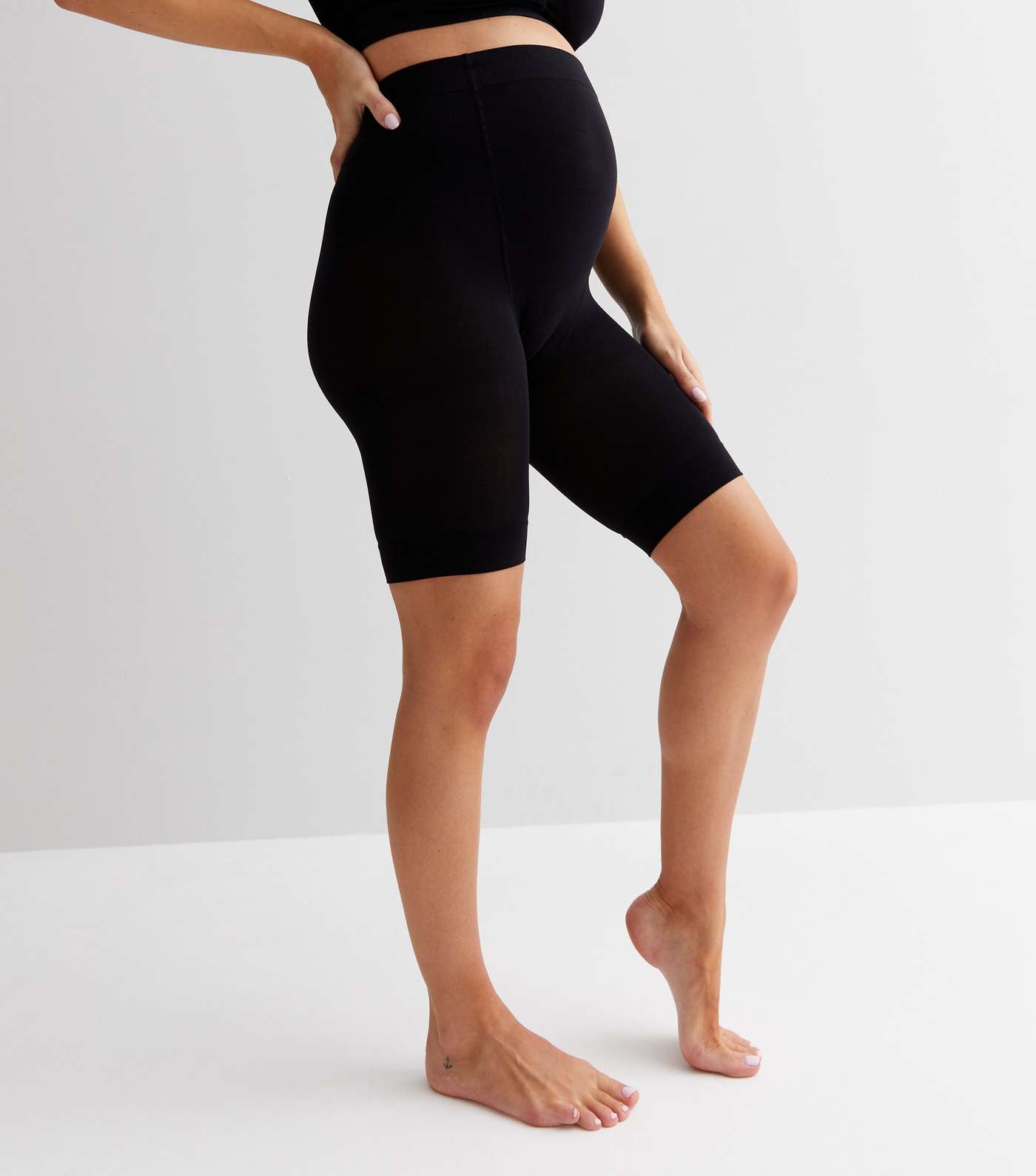 Maternity Black 80 Denier Thigh Length Anti Chafing Shorts Image 4
