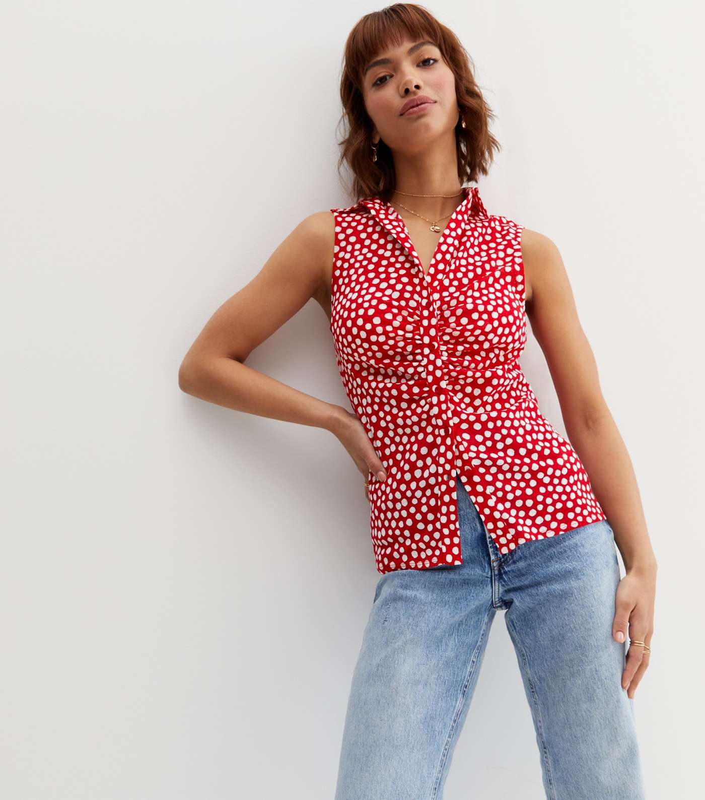 Red Spot Ruched Sleeveless Collared Blouse