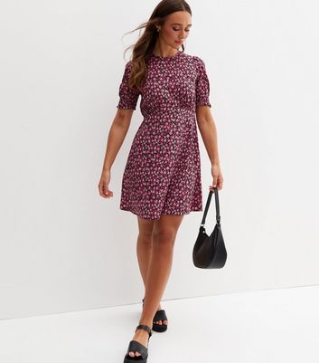 Pink Ditsy Floral Crepe Short Puff 