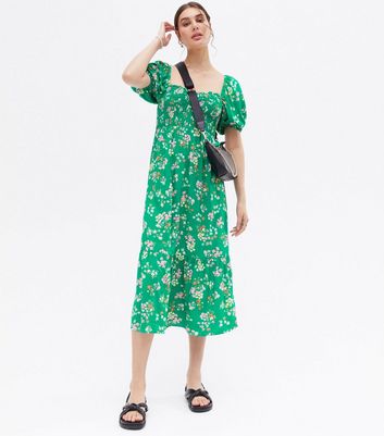 Green Floral Shirred Tiered Midi Dress 