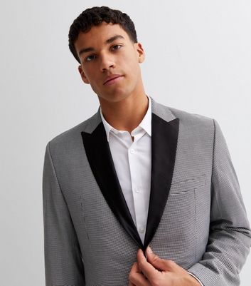 Suit jackets that hot sale go with black pants