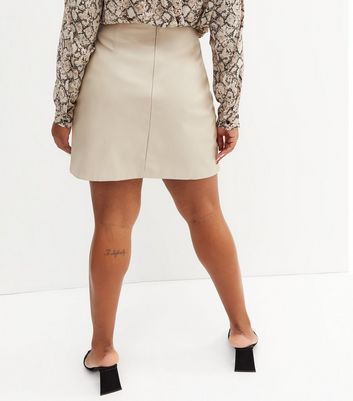 Curves Stone Leather-Look Split Hem Mini Skirt New Look