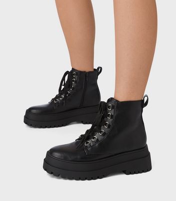 Black chunky lace up hiker outlet boots