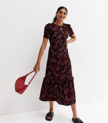 Black Ditsy Floral Crinkle Ruched Short Sleeve Midi Dress