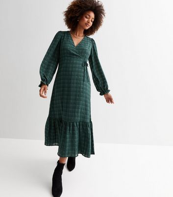 Dark Green Check Seersucker Tiered Midi Wrap Dress New Look