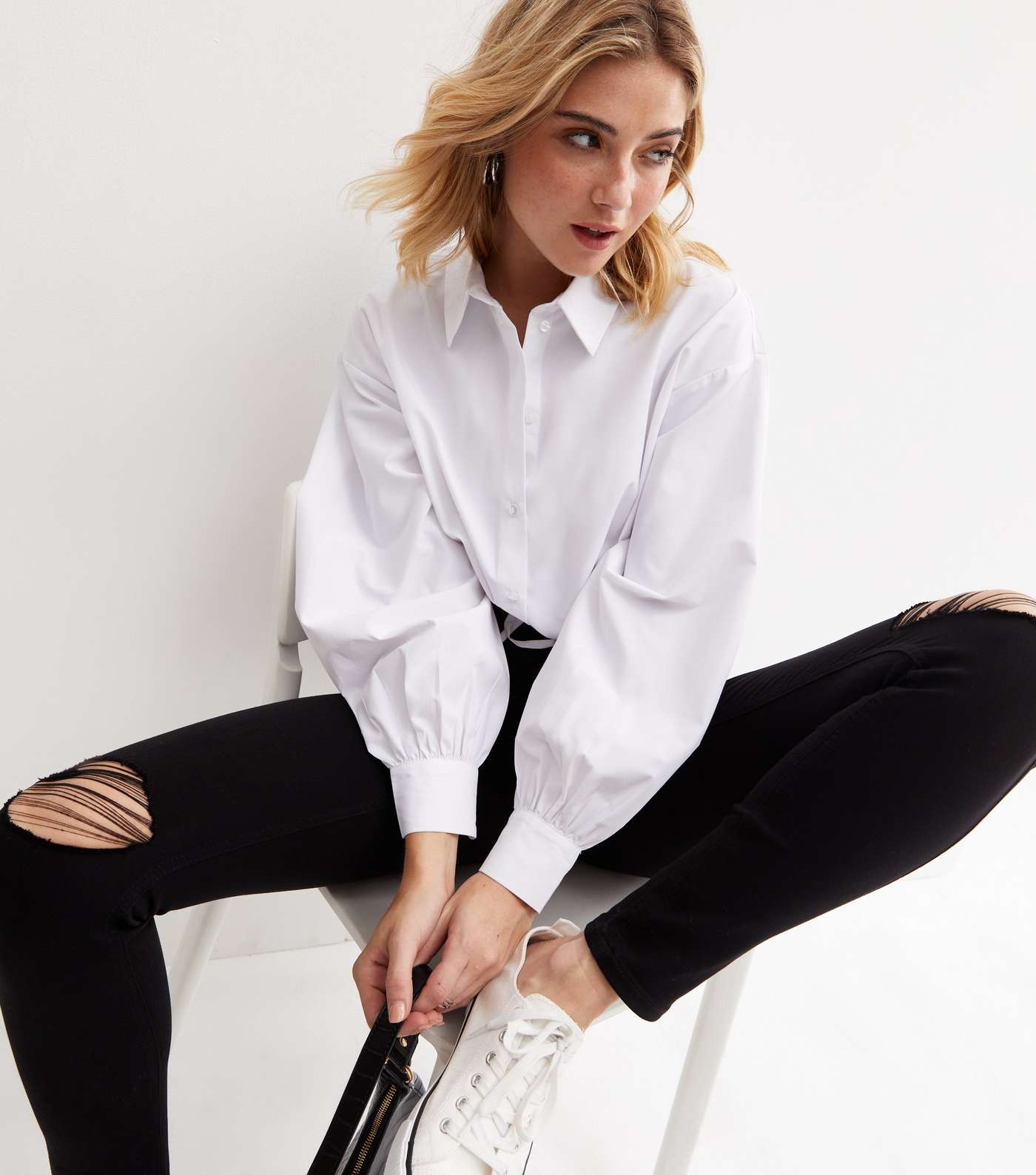 Black Ripped Knee Lift & Shape Jenna Skinny Jeans Image 6