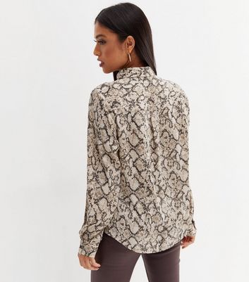 Petite Off White Snake Print Long Shirt | New Look