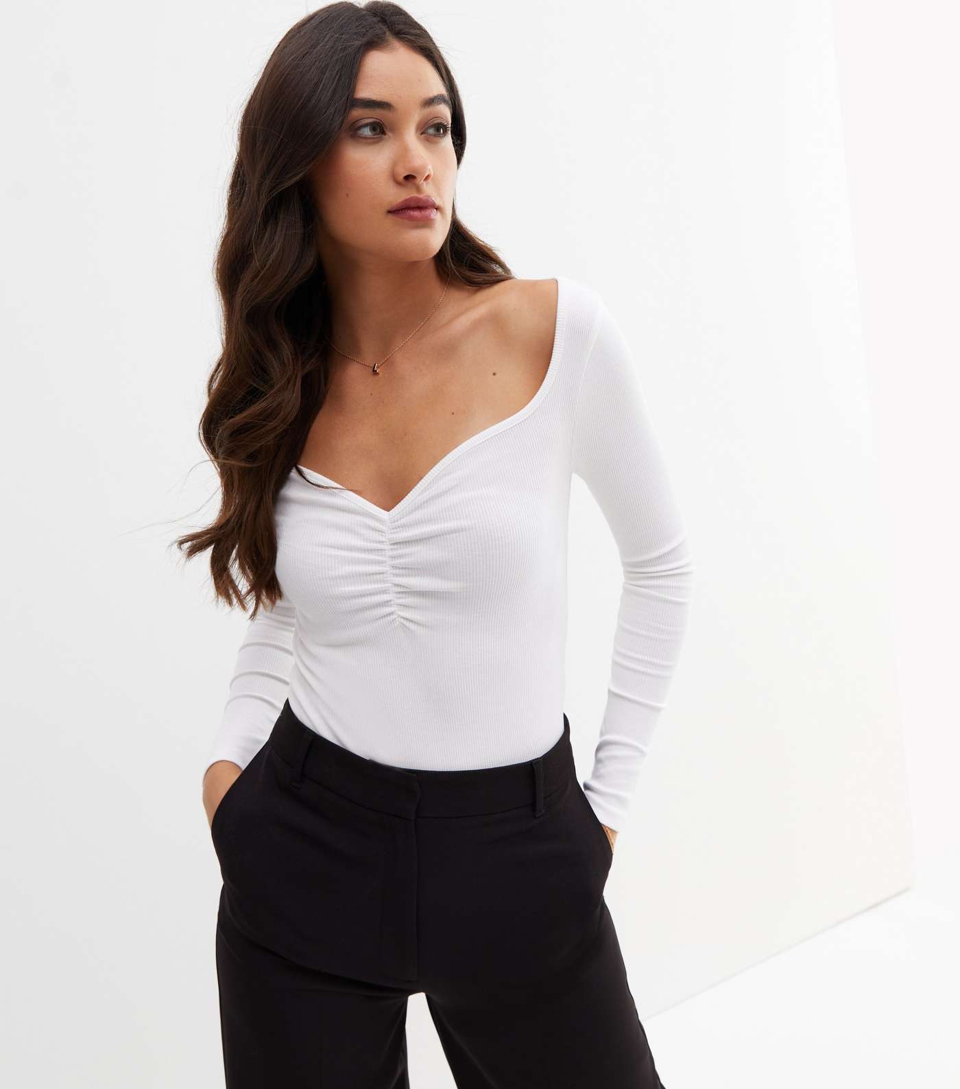 White Ribbed Sweetheart Neck Long Sleeve Top