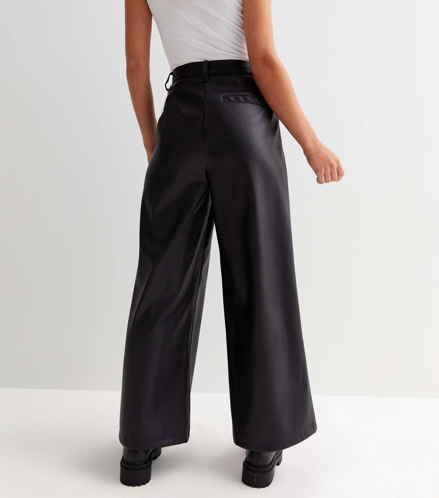 Petite Black Leather-Look Wide Leg Trousers Image 4