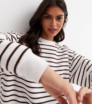White Stripe Crew Neck Long Sleeve 