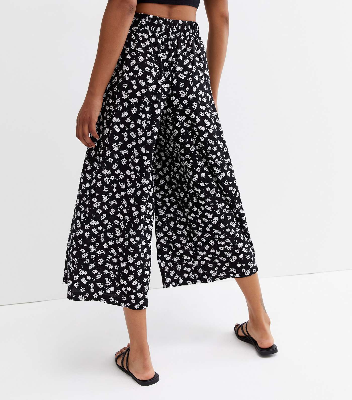 Black Ditsy Floral Crop Wide Leg Trousers Image 4