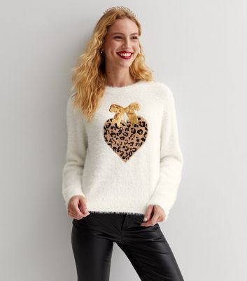 Off White Crew Neck Leopard Heart 