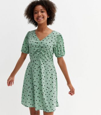 Girls Green Floral Spot Ruched Puff Sleeve Dress New Look