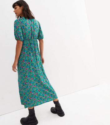 Green ditsy floral dress hotsell new look