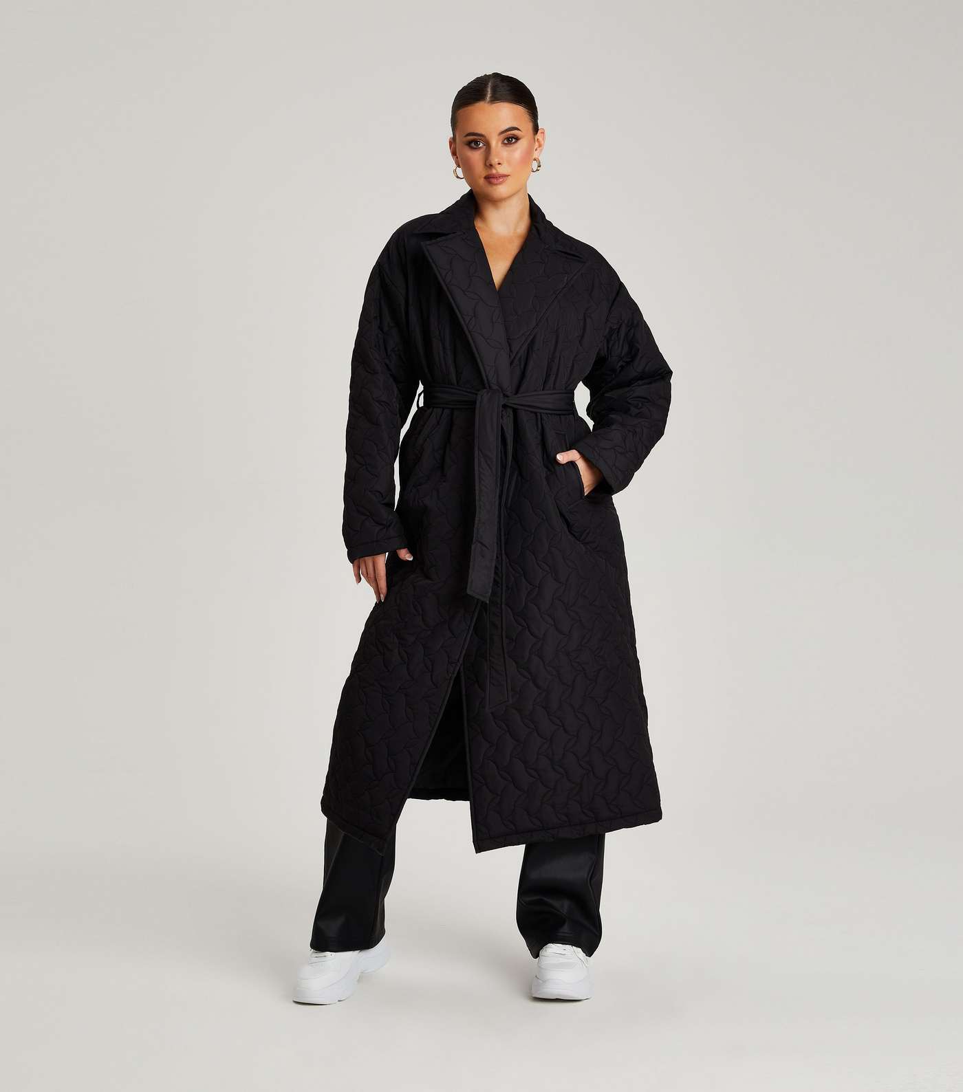 Urban Bliss Black Quilted Revere Collar Belted Long Oversized Puffer Jacket Image 2