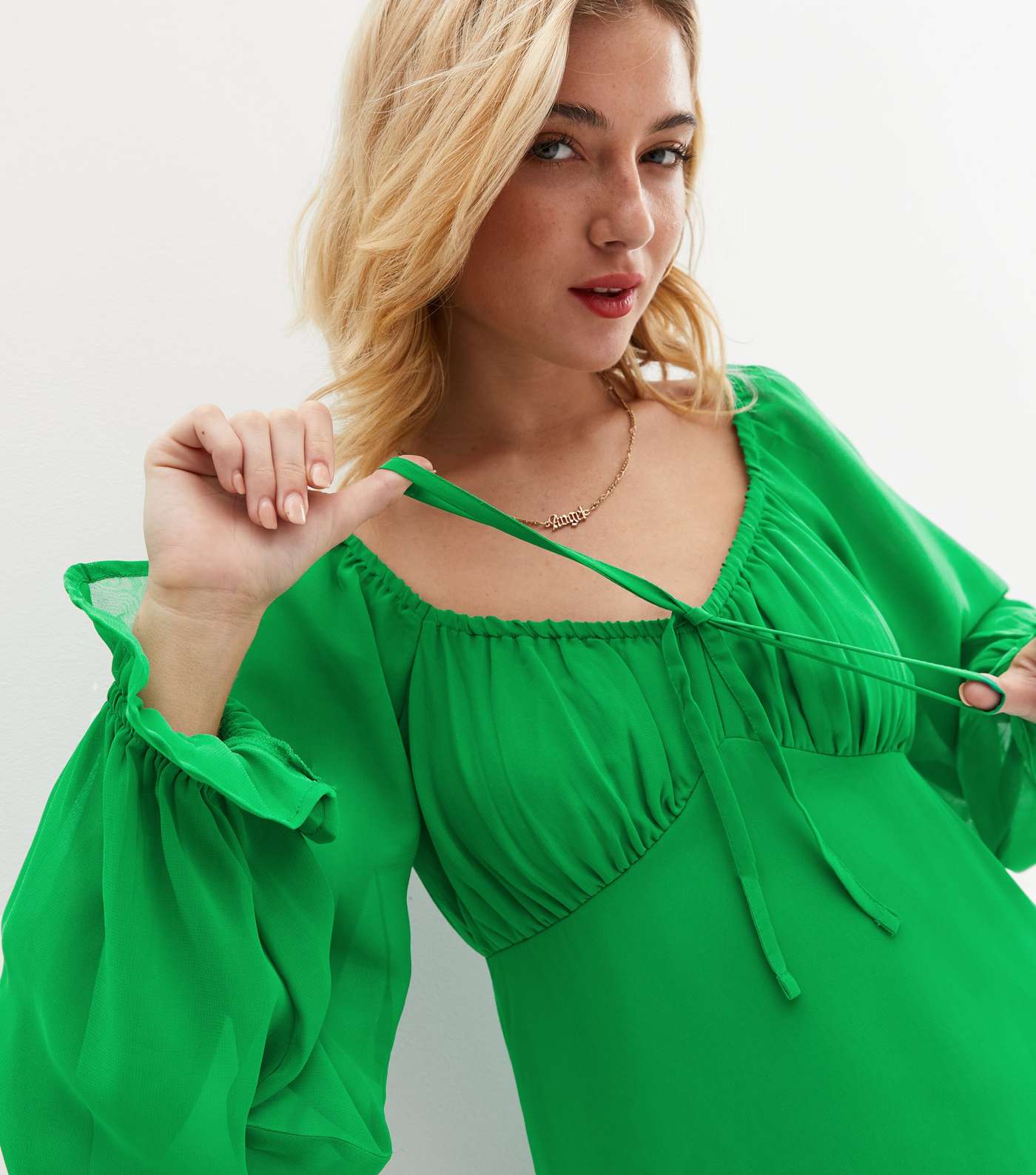 Green Chiffon Sweetheart Long Puff Sleeve Mini Dress Image 2