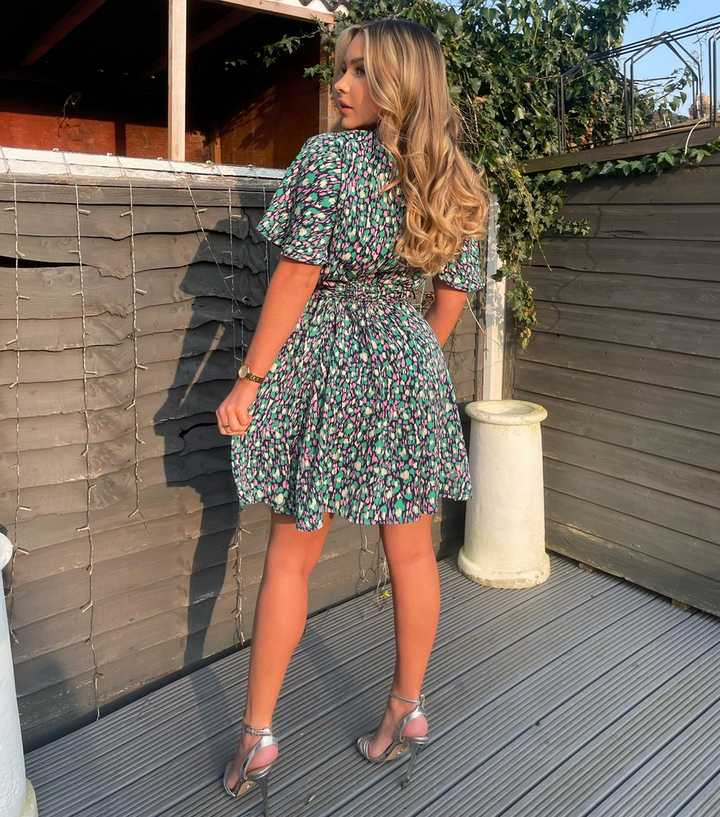 Mini Dresses New Look Green Animal Print Dress AX Paris Navy