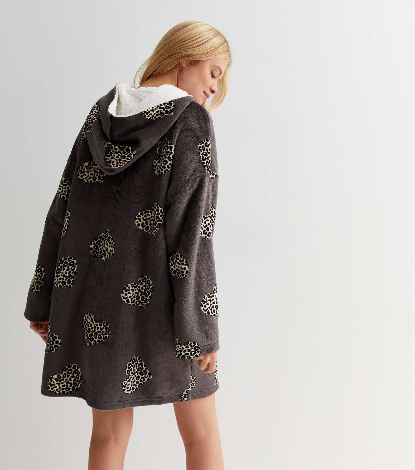 Dark Grey Heart Leopard Print Fleece Oversized Blanket Hoodie Image 4