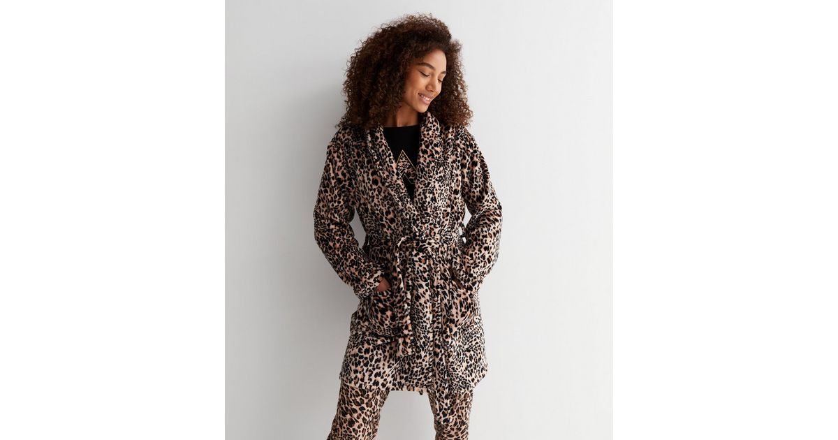 Brown Leopard Print Fleece Dressing Gown New Look