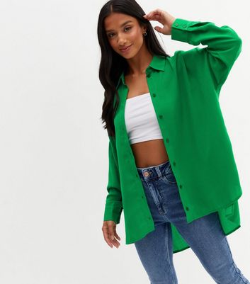 green long sleeve shirt outfit