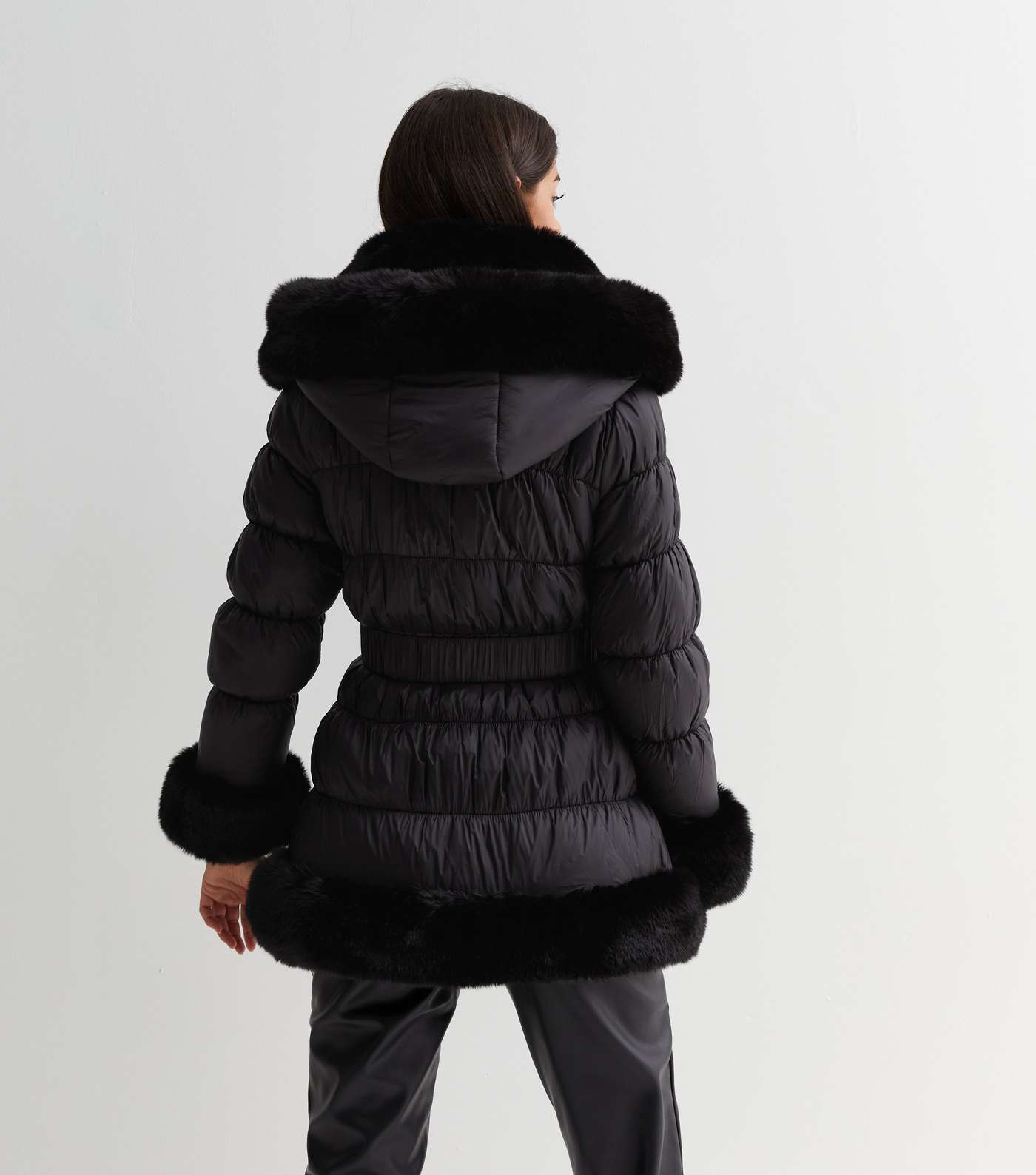 Cameo Rose Black Faux Fur Trim Belted Hooded Puffer Coat Image 4