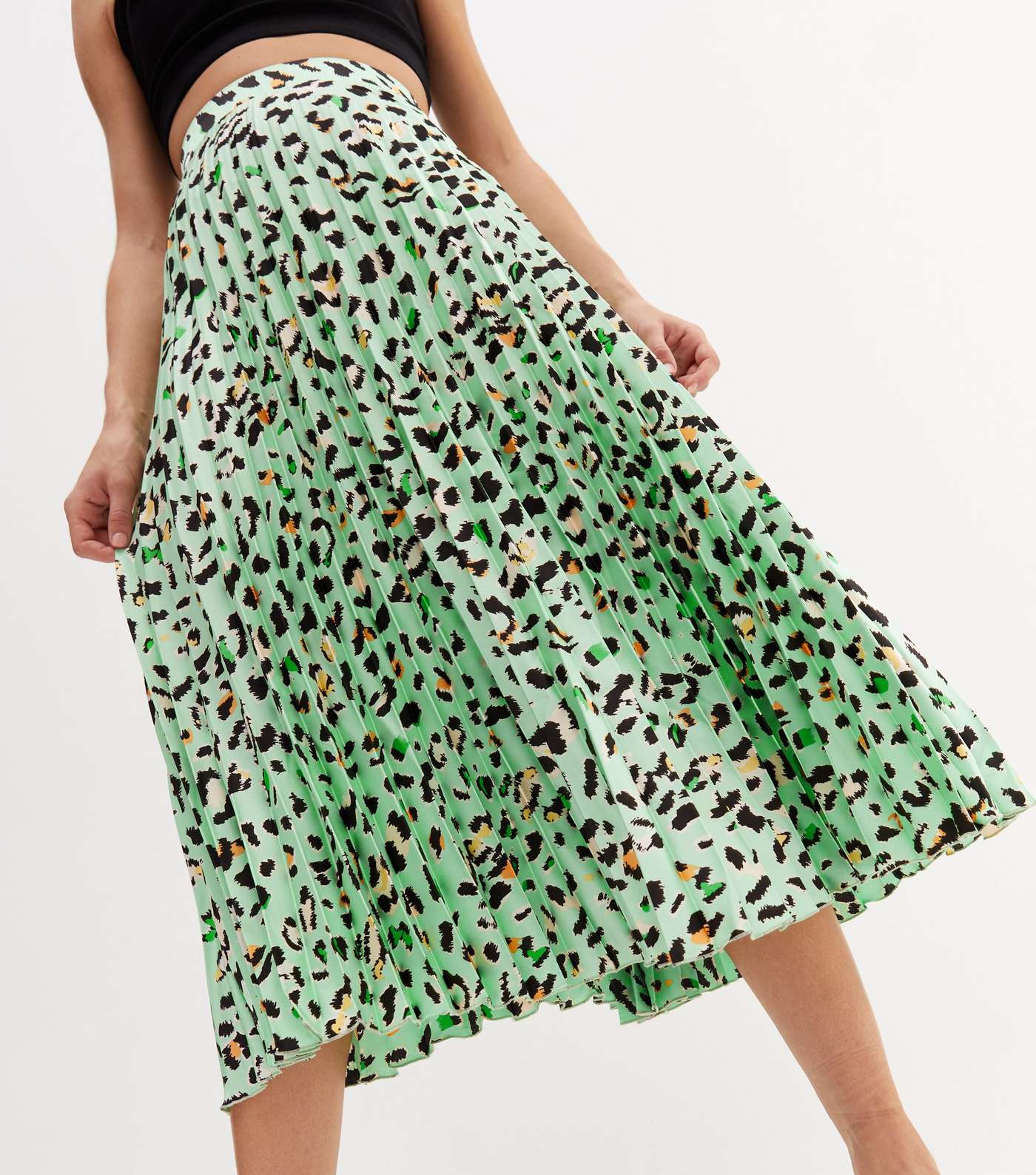 Green Leopard Print Satin Pleated Midi Skirt Image 3