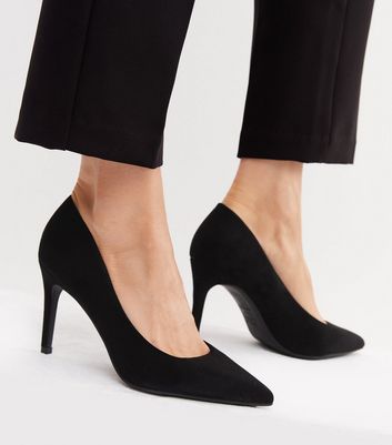 Black pointed store court shoes