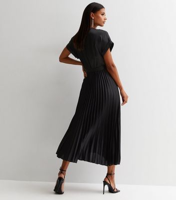 Black satin 2024 pleated dress