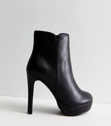 New look sale black boot heels