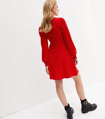 Dark Red Crinkle Long Sleeve Keyhole 
