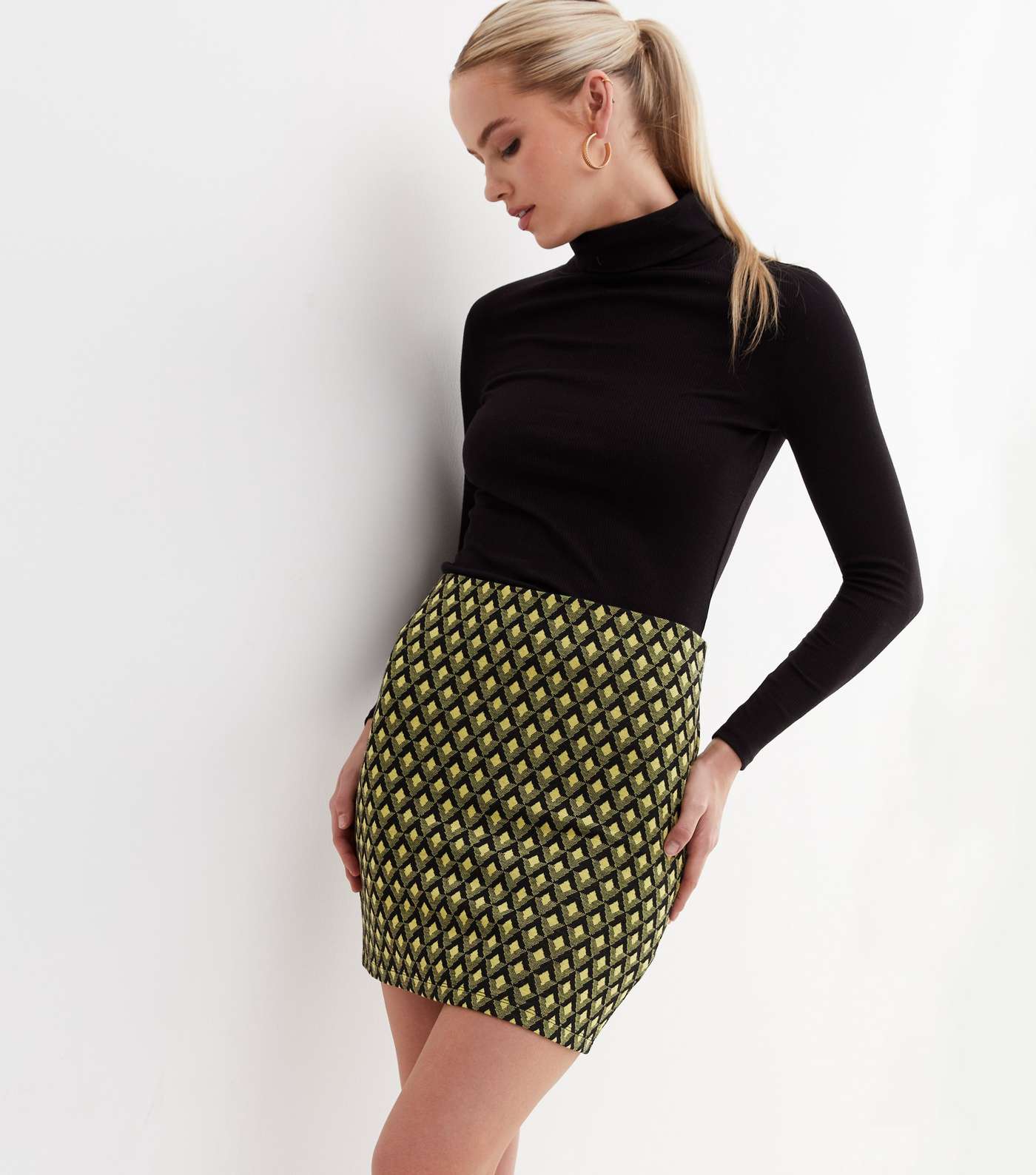 Green Geometric Mini Tube Skirt Image 3