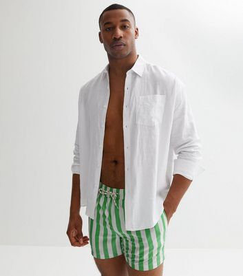 Shorts with white store stripe