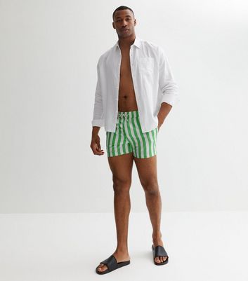 Shorts hotsell green stripe