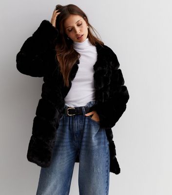 Black fluffy hotsell jacket new look