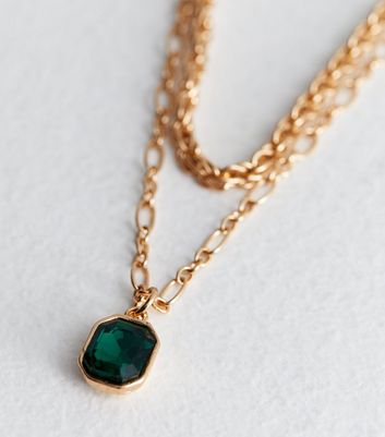 Dark 2024 green necklace