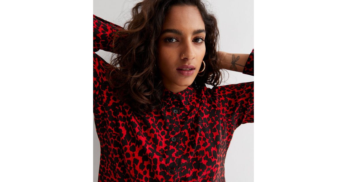 EIGIAGWNG Women's Christmas Tree Leopard Print Raglan Long Sleeve Tee - Red, Size Large