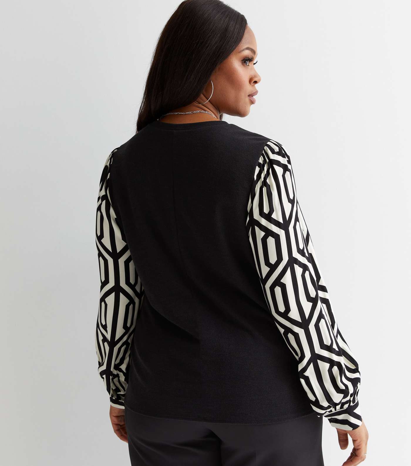 Curves White Ribbed Geometric Sleeve Top Image 4