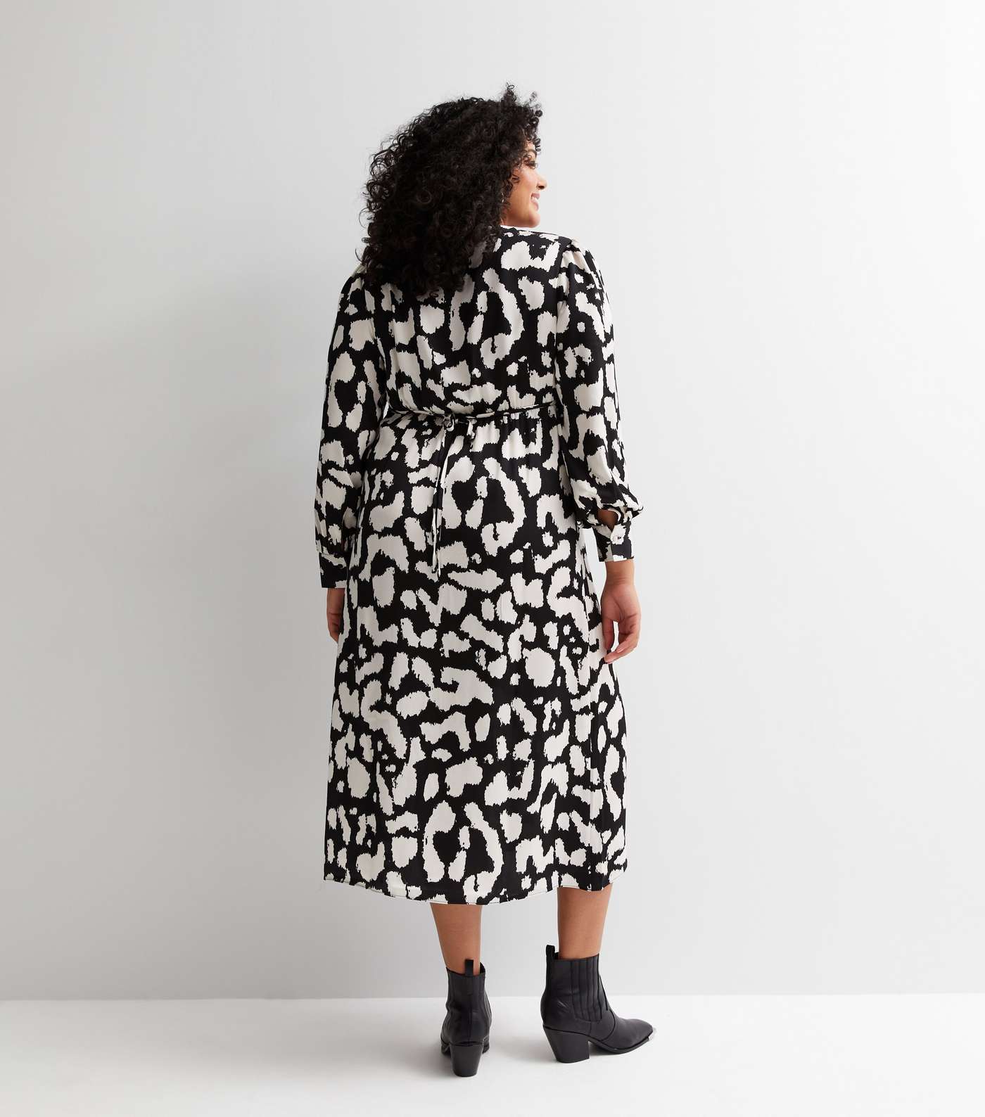 Curves Black Leopard Print Long Sleeve Midi Wrap Dress Image 4