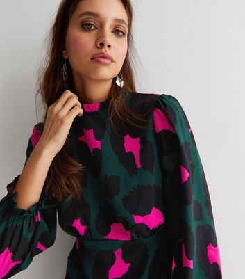 New look green outlet animal print dress