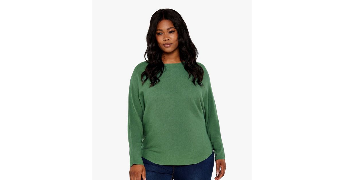 Apricot Curves Green Long Sleeve Batwing Jumper New Look