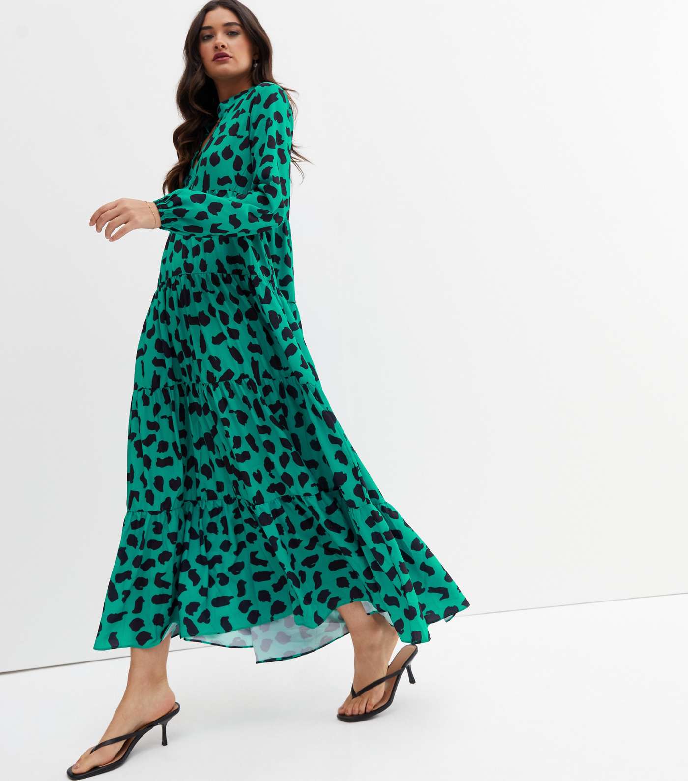 Gini London Green Animal Print Collared Tiered Maxi Dress