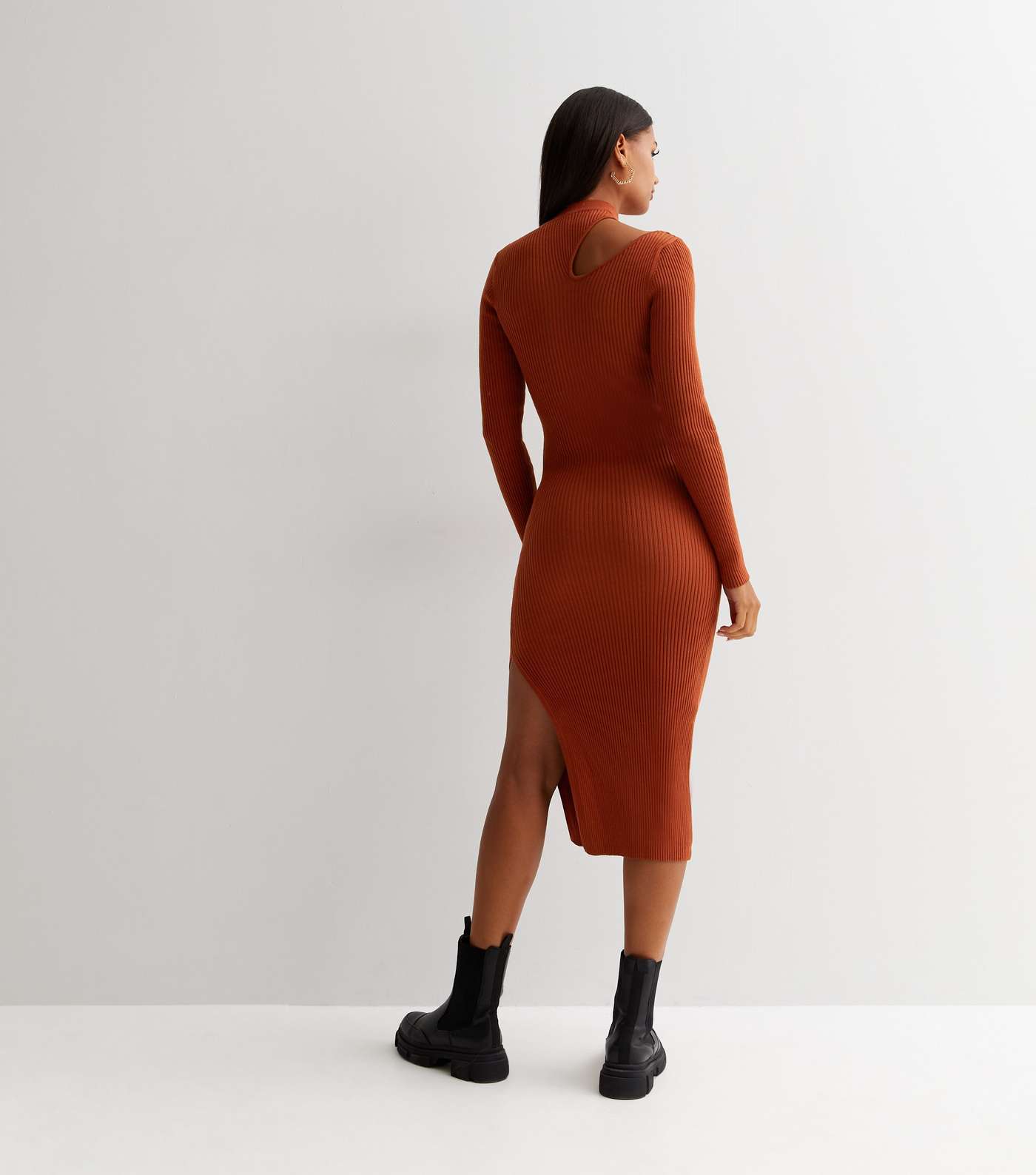 Gini London Rust Ribbed Knit Cut Out Bodycon Midi Dress Image 4