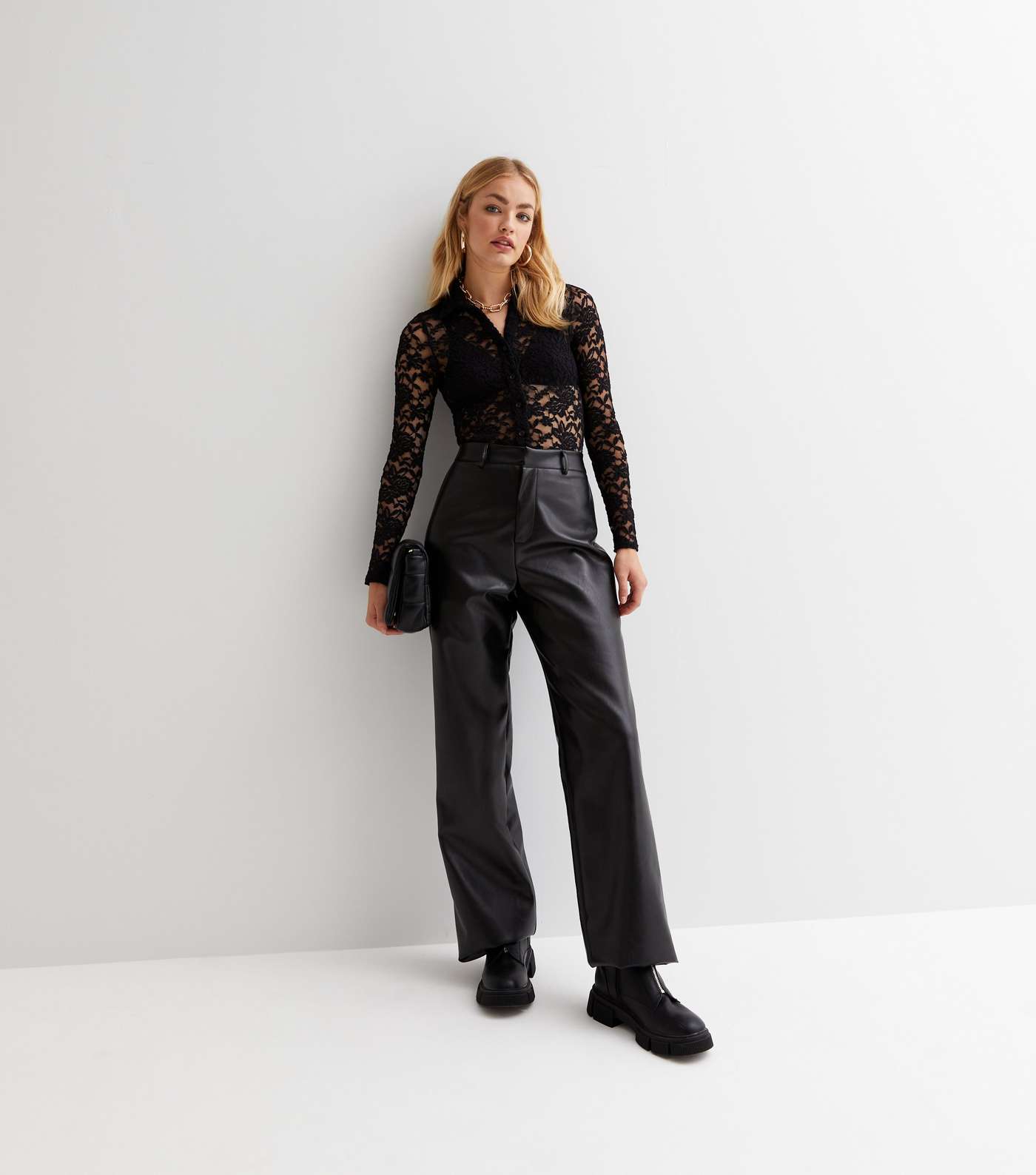 Black Lace Collared Long Sleeve Bodysuit Image 3