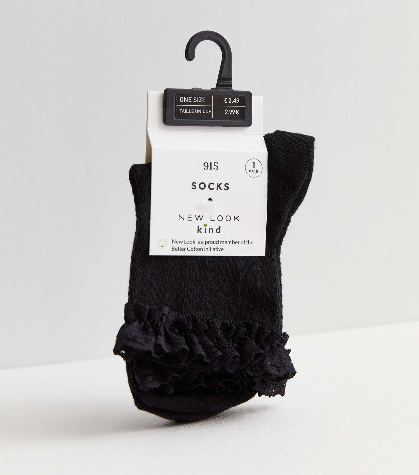 Girls Black Cable Knit Lace Trim Socks Image 3