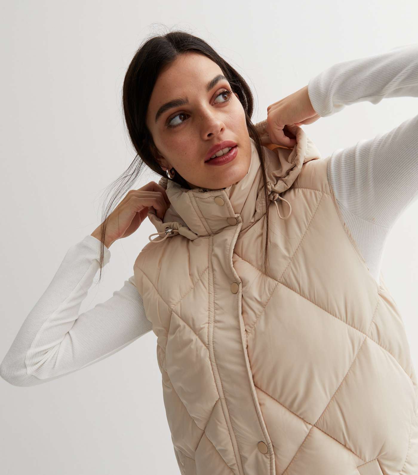 Cream Diamond Quilted Long Hooded Puffer Gilet Image 2