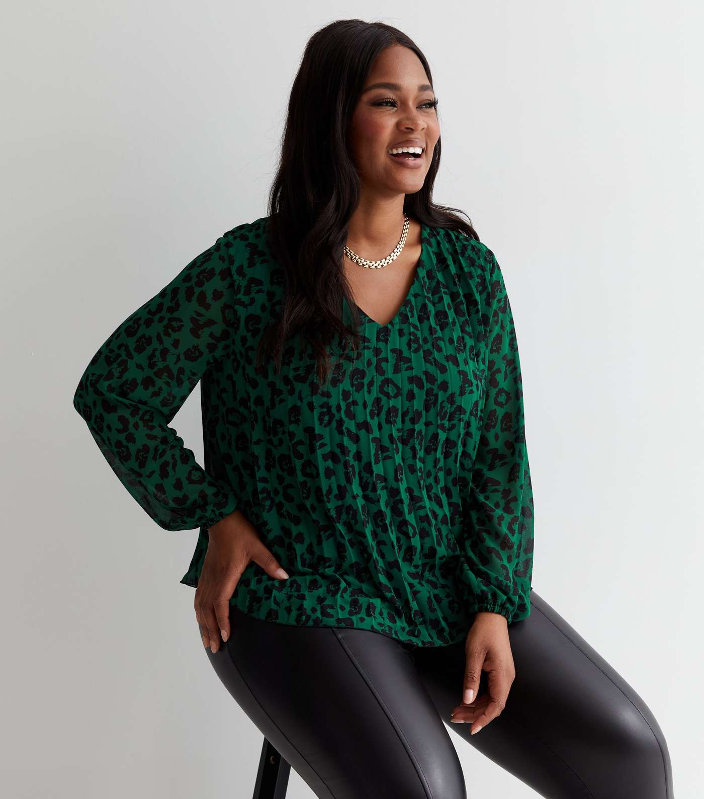 Curves Green Leopard Print Long Sleeve Pleated Top